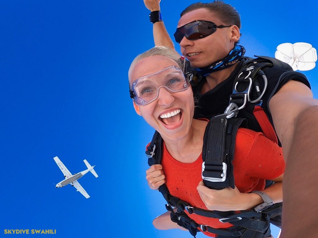 Skydive Swahili 10
