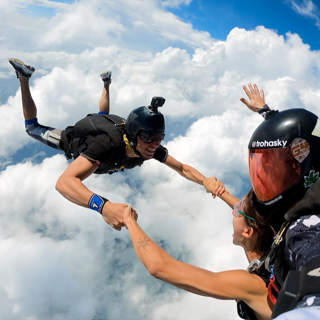 10 Myths About Skydiving You Still Believe